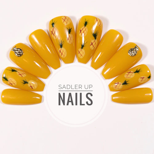 Vintage Pineapple - Sadler Up Nails 